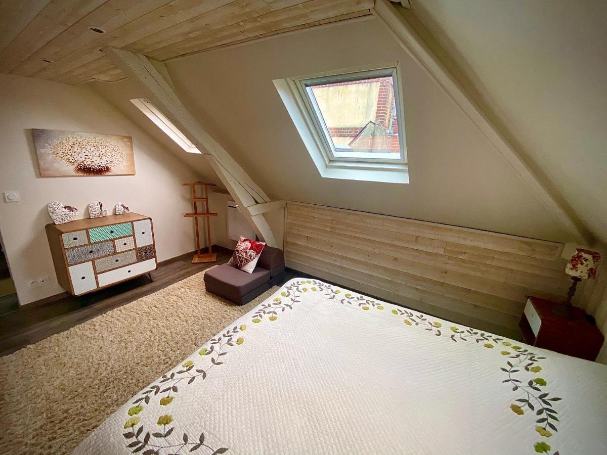 Sous Les Toits D'Honfleur Apartment Exterior photo