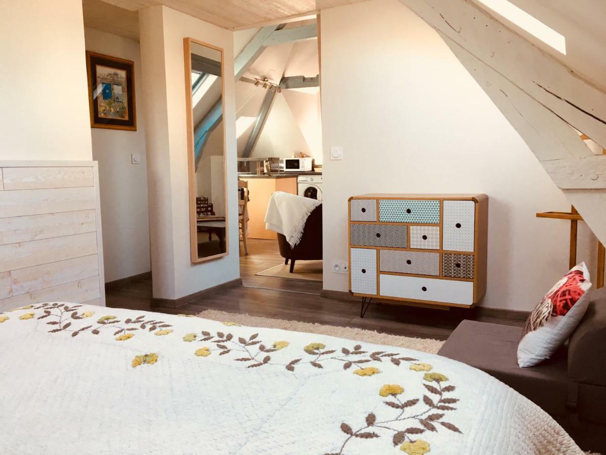 Sous Les Toits D'Honfleur Apartment Exterior photo